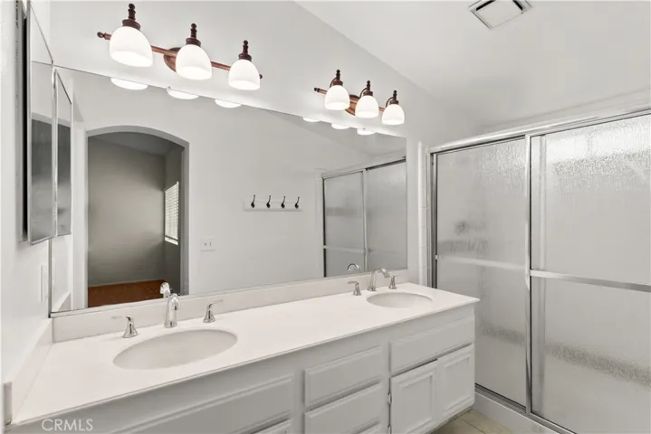66 Christamon S, Irvine, California 92620