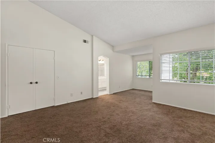 66 Christamon S, Irvine, California 92620