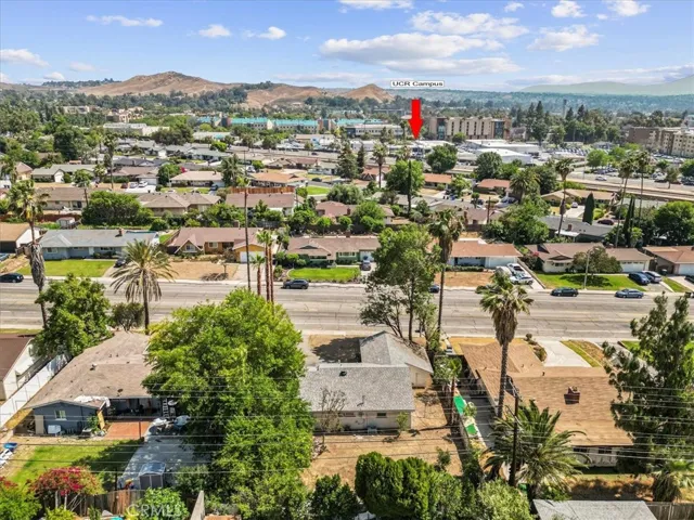 529 W Blaine Street, Riverside, California 92507