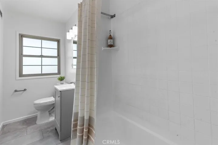 529 W Blaine Street, Riverside, California 92507
