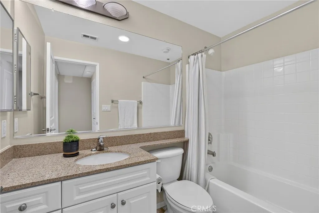 Secondary bathroom downstairs