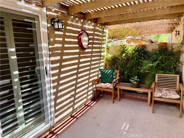 19946 Ave Of The Oaks, Newhall, California 91321 — photo 4