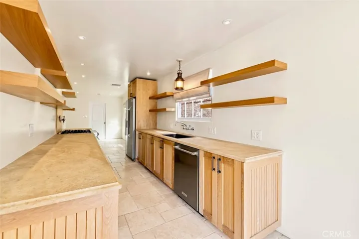 89 Rivo Alto Canal, Long Beach, California 90803