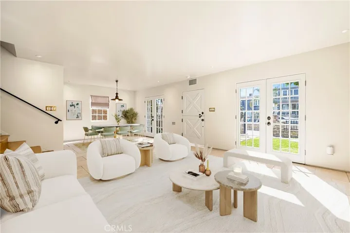 89 Rivo Alto Canal, Long Beach, California 90803