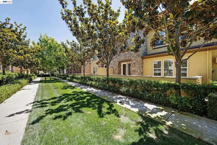 644 Heligan Ln 3, Livermore, California 94551