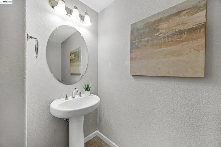 644 Heligan Ln 3, Livermore, California 94551