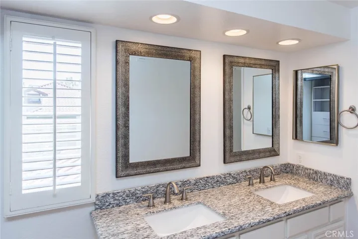 25 Filare, Irvine, California 92620