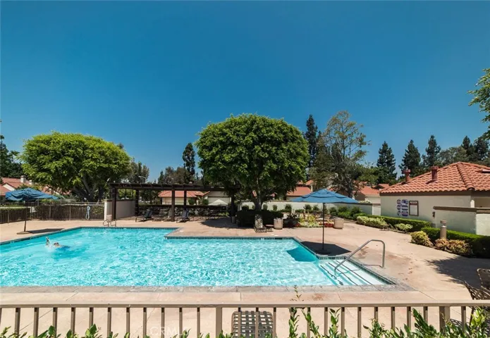 25 Filare, Irvine, California 92620