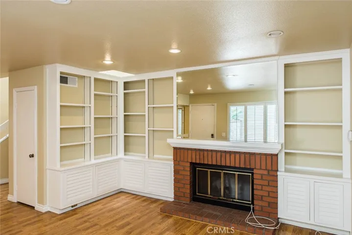 25 Filare, Irvine, California 92620