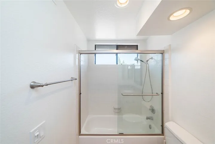 25 Filare, Irvine, California 92620
