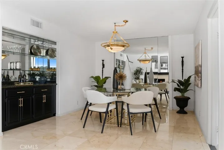 26 Coventry, Newport Beach, California 92660