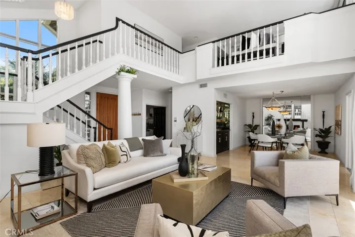 26 Coventry, Newport Beach, California 92660