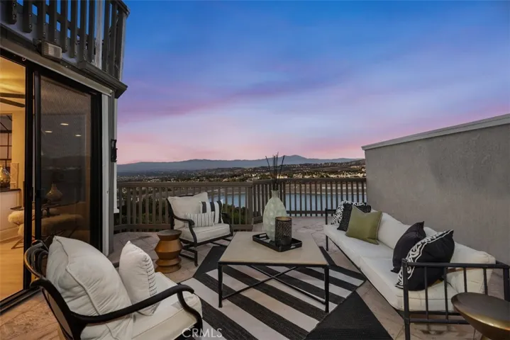 26 Coventry, Newport Beach, California 92660