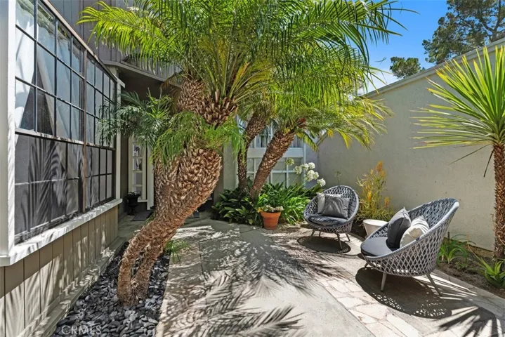 26 Coventry, Newport Beach, California 92660
