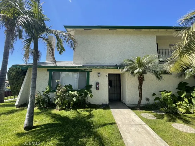 2042 E 19th, San Bernardino, California 92404