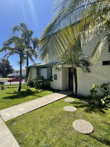 2042 E 19th, San Bernardino, California 92404