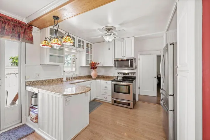 108 Burlingame Avenue, Burlingame, California 94010