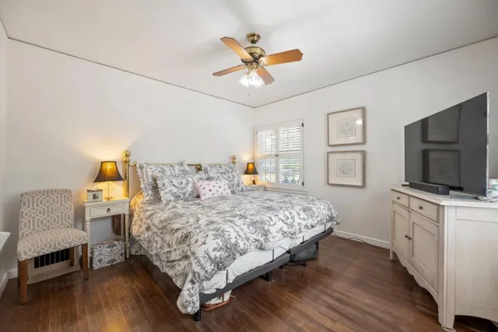 108 Burlingame Avenue, Burlingame, California 94010