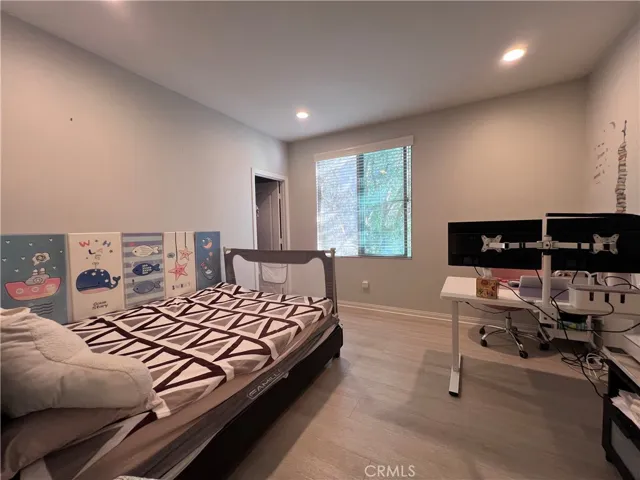 136 Neptune, Irvine, California 92618