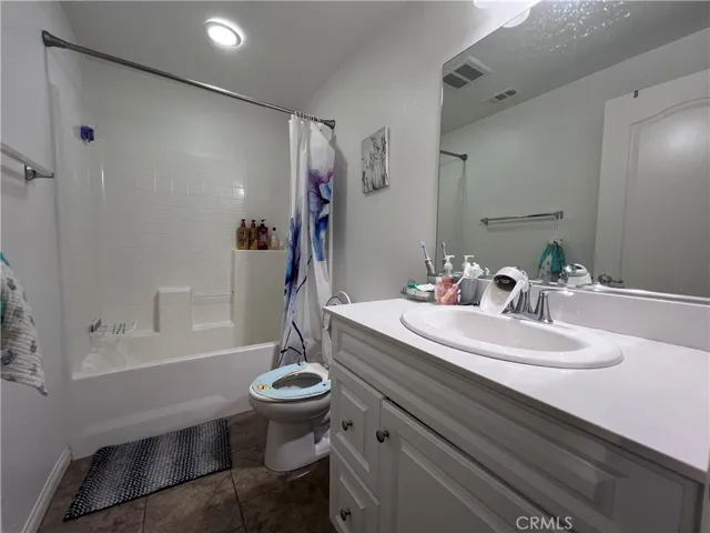 136 Neptune, Irvine, California 92618