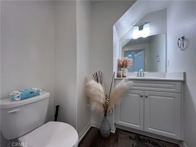 136 Neptune, Irvine, California 92618