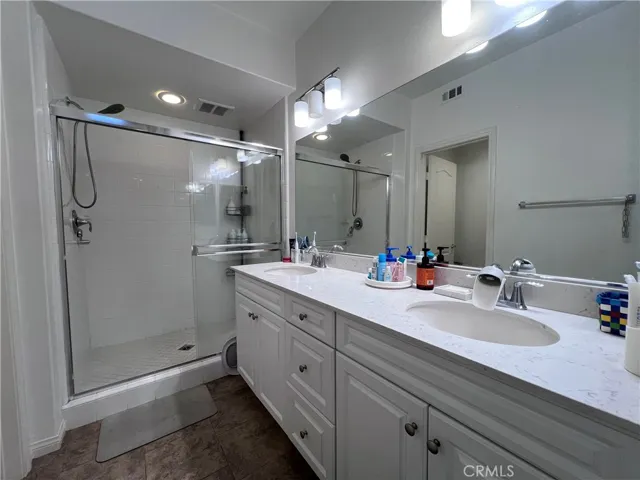 136 Neptune, Irvine, California 92618