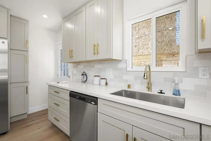 2249 Conifer, San Diego, California 92154