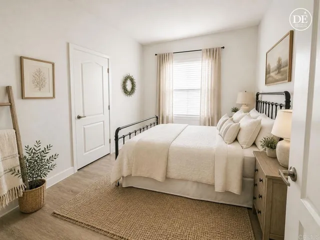 Spacious guest room