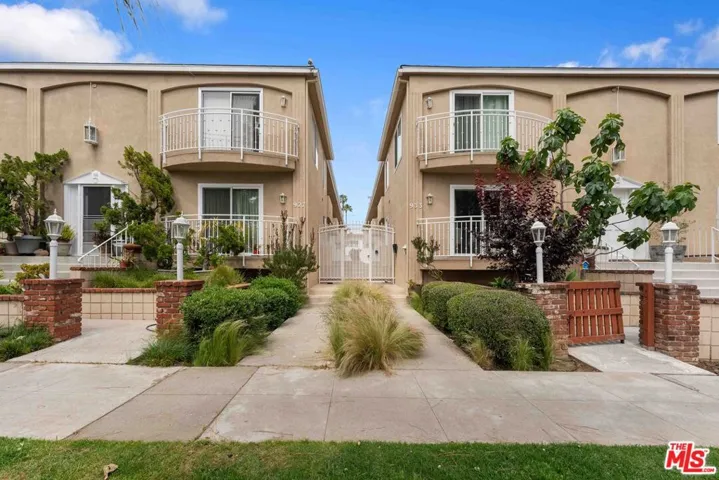 933 11th Street 21, Santa Monica, California 90403