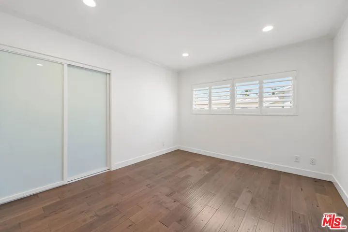 933 11th Street 21, Santa Monica, California 90403