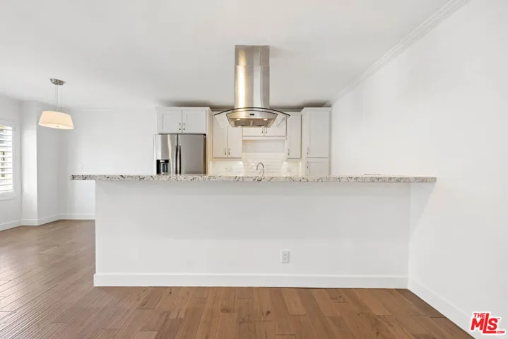 933 11th Street 21, Santa Monica, California 90403