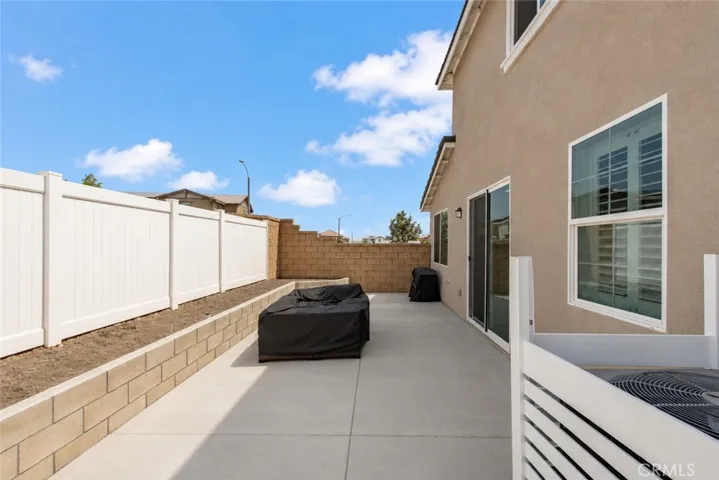 2512 Powell, Rialto, California 92377