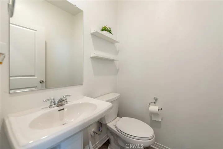 2512 Powell, Rialto, California 92377