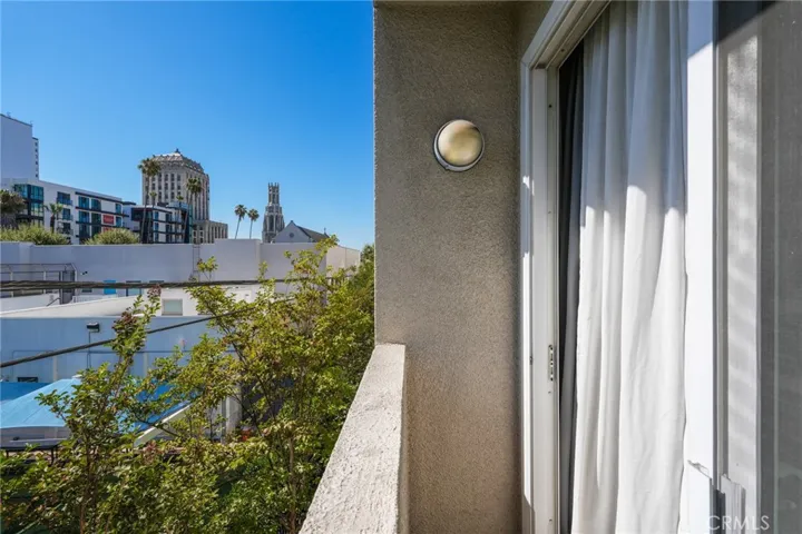 620 S Gramercy Place 211, Los Angeles, California 90005