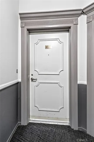 620 S Gramercy Place 211, Los Angeles, California 90005