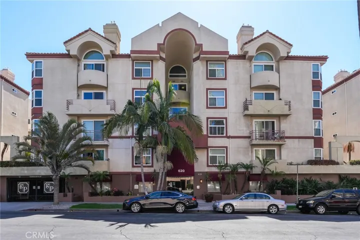620 S Gramercy Place 211, Los Angeles, California 90005