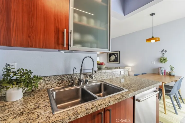 620 S Gramercy Place 211, Los Angeles, California 90005