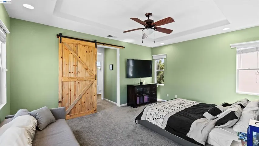 2567 Greystone Dr, Tracy, California 95377