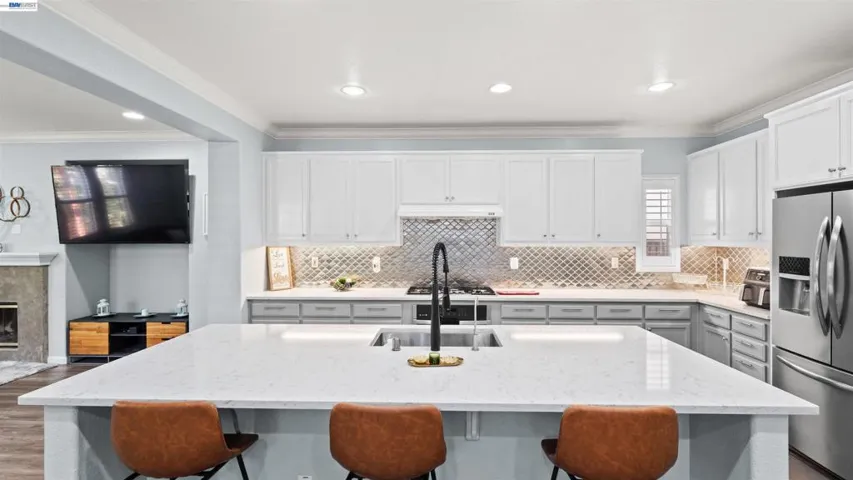 2567 Greystone Dr, Tracy, California 95377