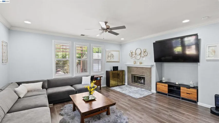 2567 Greystone Dr, Tracy, California 95377