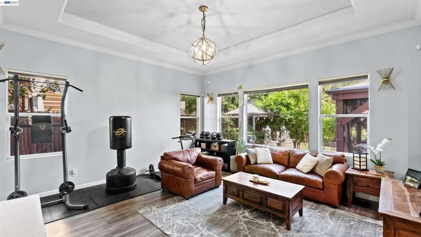2567 Greystone Dr, Tracy, California 95377