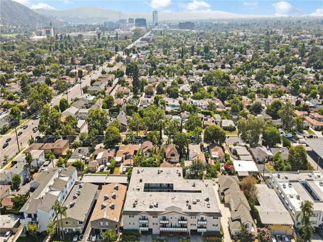 525 S Shelton, Burbank, California 91506