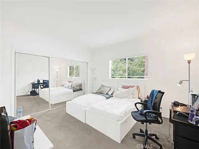 525 S Shelton, Burbank, California 91506