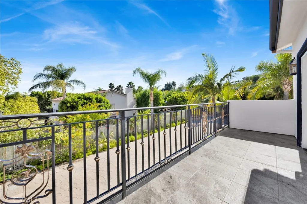 Master Bedroom Balcony