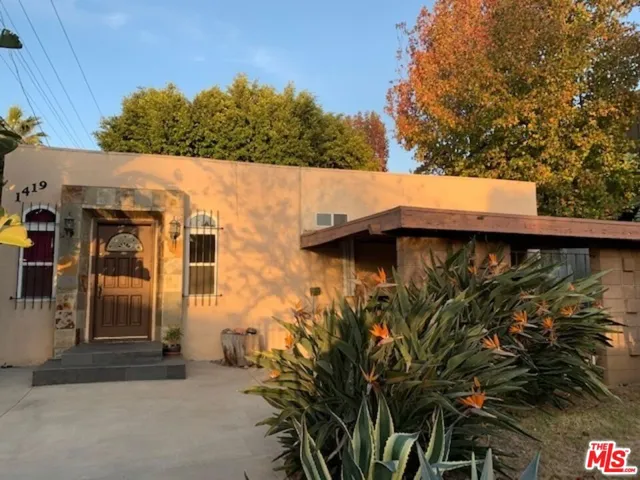 1419 Stanford Street, Santa Monica, California 90404
