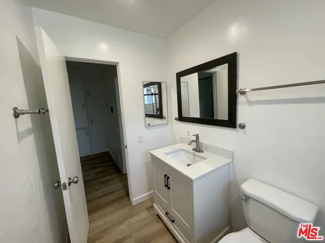 1419 Stanford Street, Santa Monica, California 90404