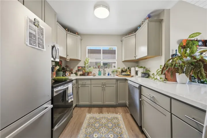 1050 Rock Springs, Escondido, California 92026