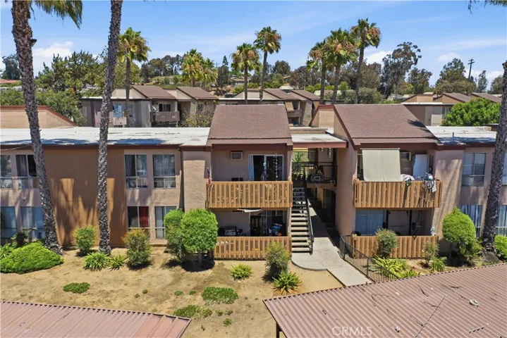 1050 Rock Springs, Escondido, California 92026