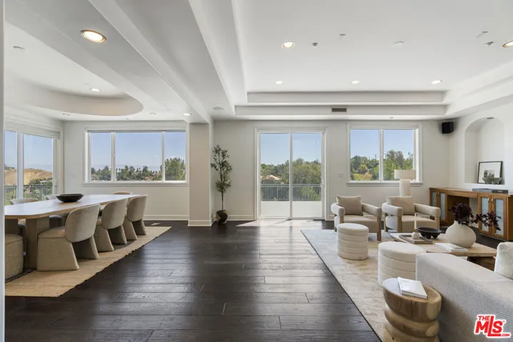 4726 San Sebastian Drive, Woodland Hills, California 91364