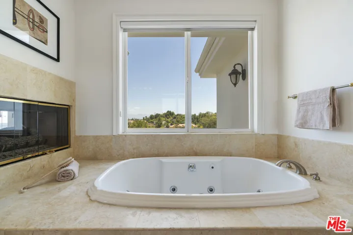 4726 San Sebastian Drive, Woodland Hills, California 91364